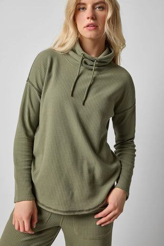 Rounded Hem Mock Neck
